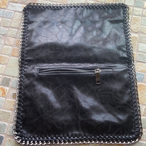 Gorgeous clutch! - Picture 2 of 3